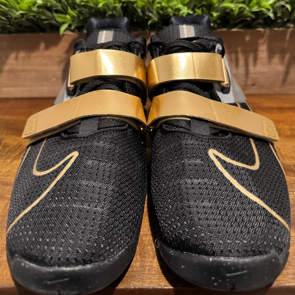 Nike Romaleos 4 Weightlifting Squat Shoes Black Gold CD3463-001 Men’s Size 13 - Picture 3 of 11